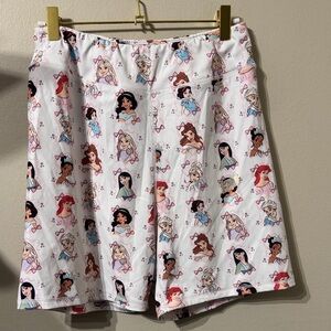 The Magic Box Disney Princess Biker Shorts sz L Snow White Belle Jasmine Aurora